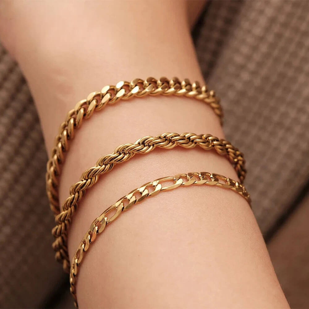 18K store Plated Gold Bracelet Set